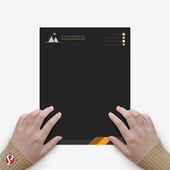 Eclipse Black Bright Color Paper, 24lb Bond (90GSM), 8.5 x 11, 500 Sheets
