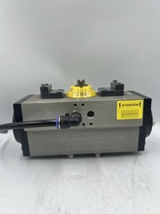 New NOS SM Tru-Flo MT26.S4.F05-F07.CH17 Pneumatic Actuator