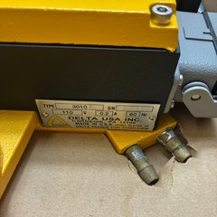 DELTA TYPE 3010 ROTA-SENSOR DC 300 INFRARED DETECTION SENSOR 0.2A 110V 60HZ