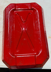 Vintage Metal BLITZ 2.5 Gallon Gas Can DOT-5 L USMC 20-2 1/2-84