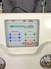 Accutron Guardian II Dental Nitrous Gas Manifold W/ Wall Alarm Tank Gauges Hoses