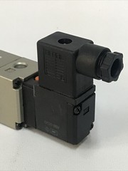 SMC VP544 Solenoid Valve 0.2-0.8 MPa DC21-26V