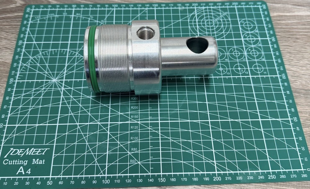 HYDRAULIC CYLINDER END CAP ID 2-3/4″ & 1-7/8″ HEIGHT 6-5/16