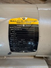 Baldor Reliance Farm Duty Motor 5HP VFDL3612TM, Open Box, Never Used,