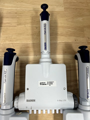 Rainin Pipet-Lite Adjustable Spacer LA8/6 channel 50 300 1200ul LTS pipette