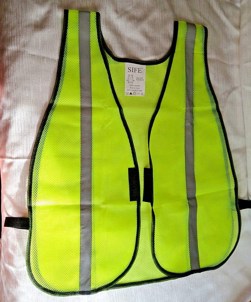 Yellow w gray high vis reflective strips breathable mesh safety vest, new