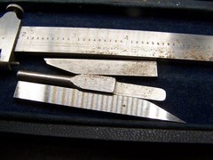 VINTAGE BROWN & SHARPE #570 7″ MACHINIST VERNIER INSIDE OUTSIDE CALIPERS IN CASE