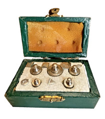 Vintage Lab Beam Balance Scale HC-TP12B 100g w Weights Apothecary Medical