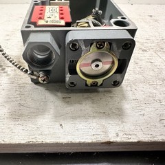 Used Square D 9012 GAW-5 Pressure Switch/Interruptor Great Condition