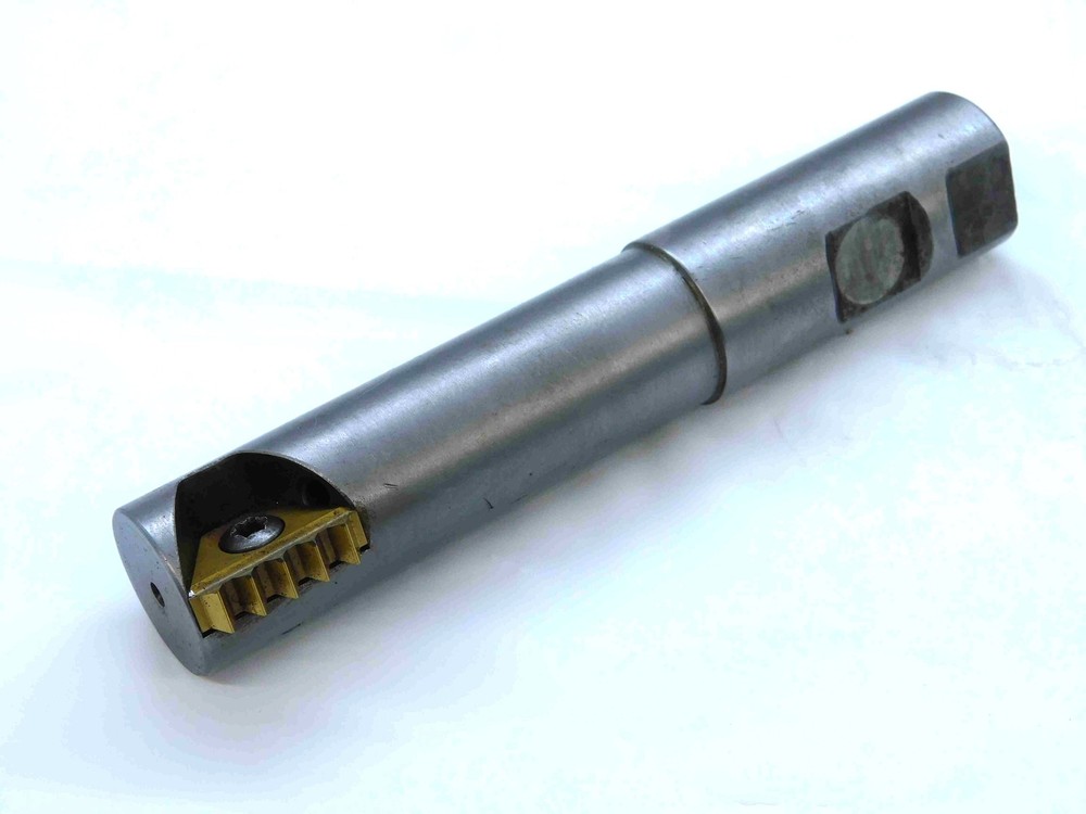 1″ MIN DIA DIA. COOLANT THRU INDEXABLE THREAD MILL 1″ SHANK SINGLE FLUTE 1.0