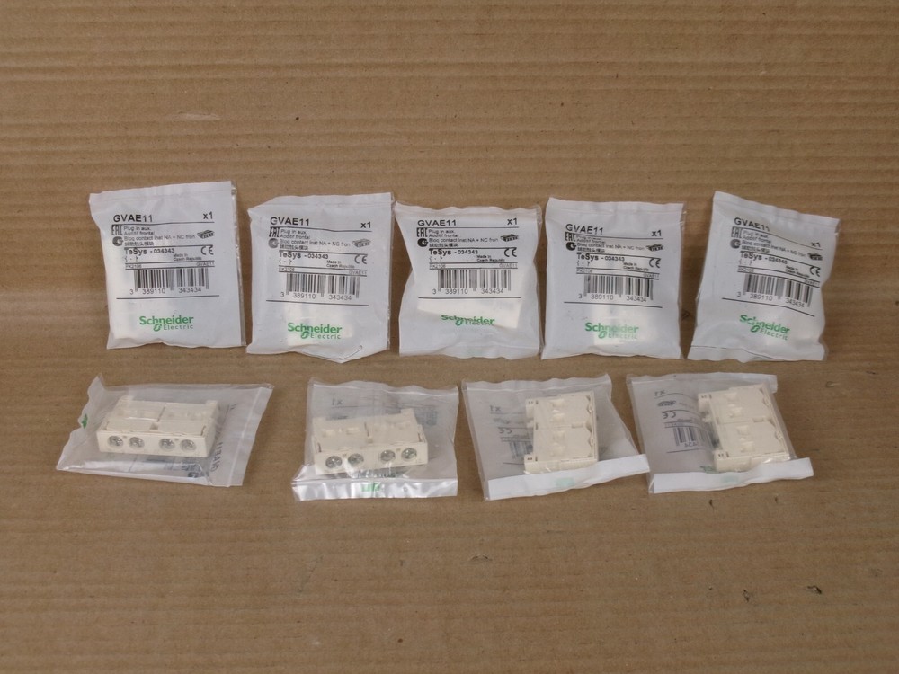 NEW LOT OF 9 SCHNEIDER ELECTRIC GVAE11 PLUG IN AUX
