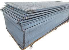 Bedford FRP Grating, 144″x48″x1″ / 1-1/2″x1-1/2″ Grid w/ Grit 48″ span V-10-DG-G