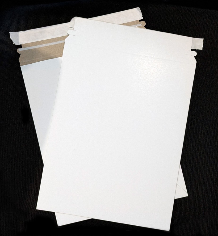 10 – 9.75″ x 12.25″ White Rigid Photo Mailers Self Seal Stayflats