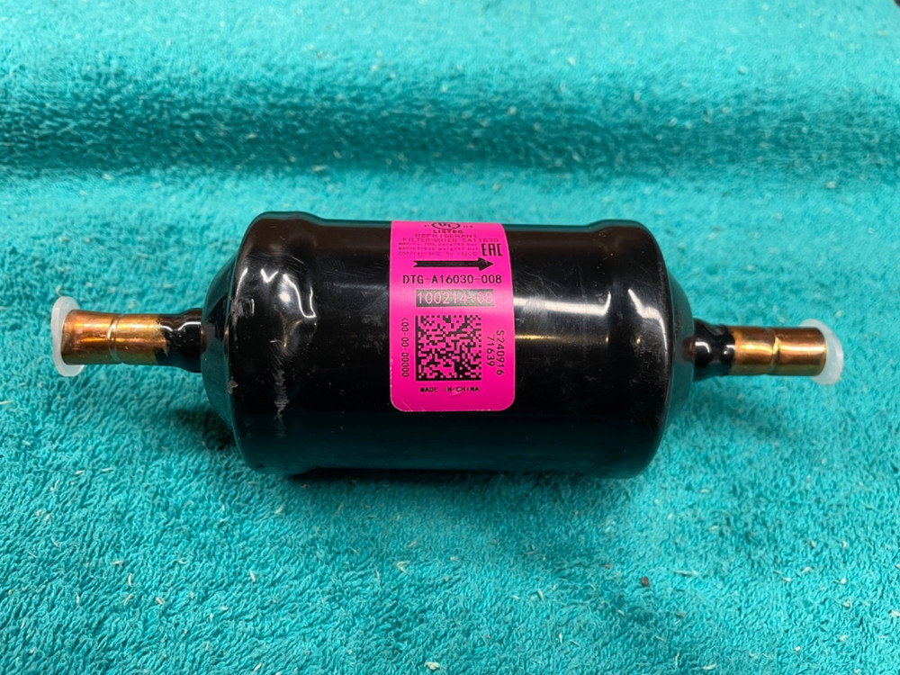 New Sanhua Sikelan 8CI Liquid Line Filter Drier 3/8″ ODF Sweat Lennox 100214-08