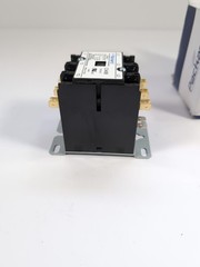 Packard C340B Contactor 40 Amps 3 Pole 120 Volt Coil