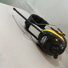 Peltor AO Safety Work Tunes AM/FM Headphones HRX52A Worktunes Mowing Yard work