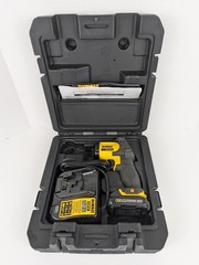 DeWALT DCT414S1 Complete With Case Battery & Charger Tested Celcius Not Working