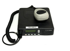 Motorola MCS2000 Digital Two-Way Mobile Radio M01HX+812W M01UGL6PW4BN w/Mic