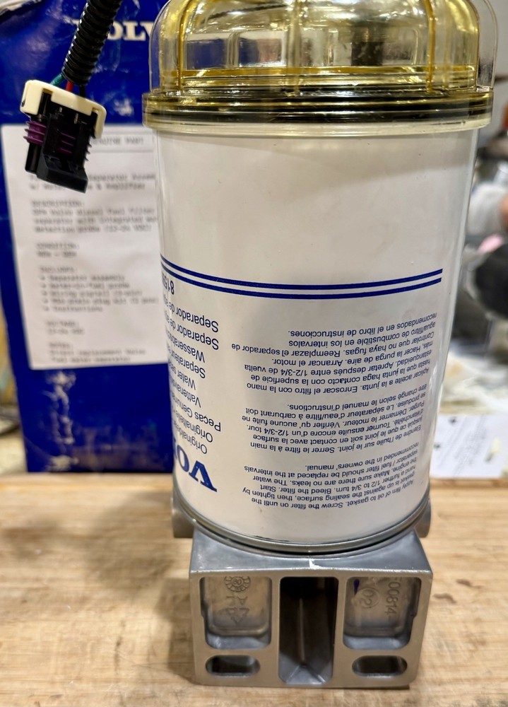 OEM Volvo 8159975 Diesel Engine Water Separator Fuel Filter w/ Sensor