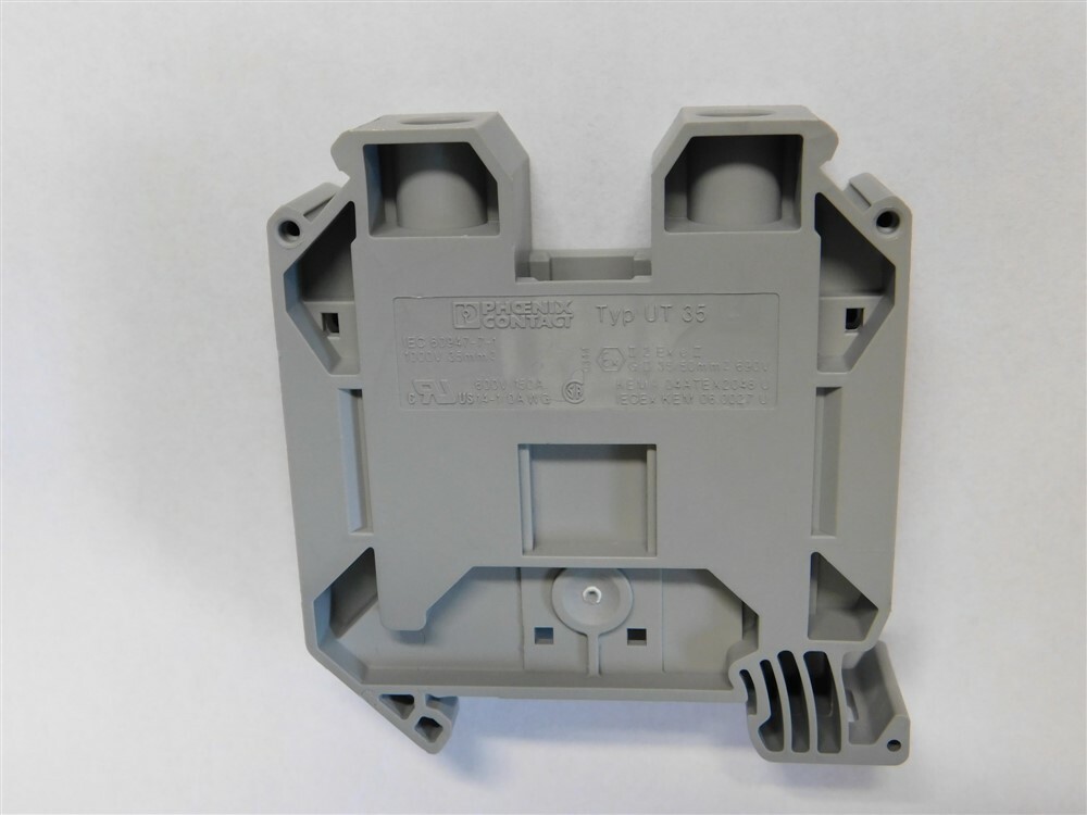 2 Phoenix Contact 3044225 / UT35 Feed Through Terminal Blocks 1000V 125A