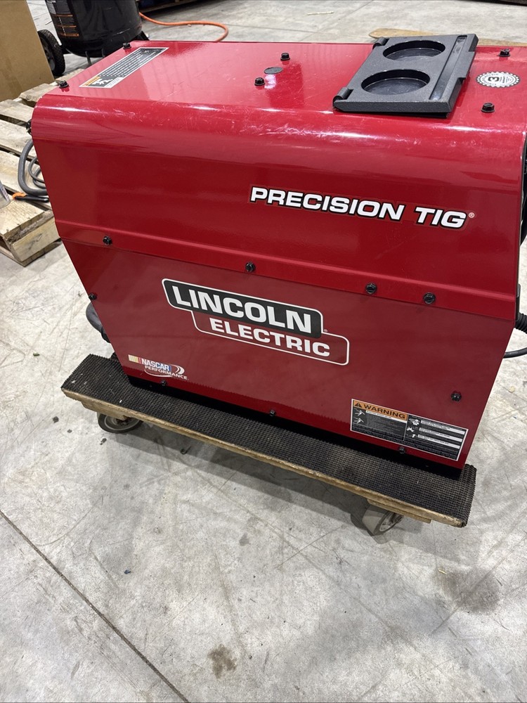 Lincoln Precision TIG 225 TIG Welder with Torch, Foot Pedal Ground clamp Chord