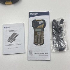 Brady BMP21-PLUS Label Maker Handheld Battery Powered TESTED W/ Spare Battery