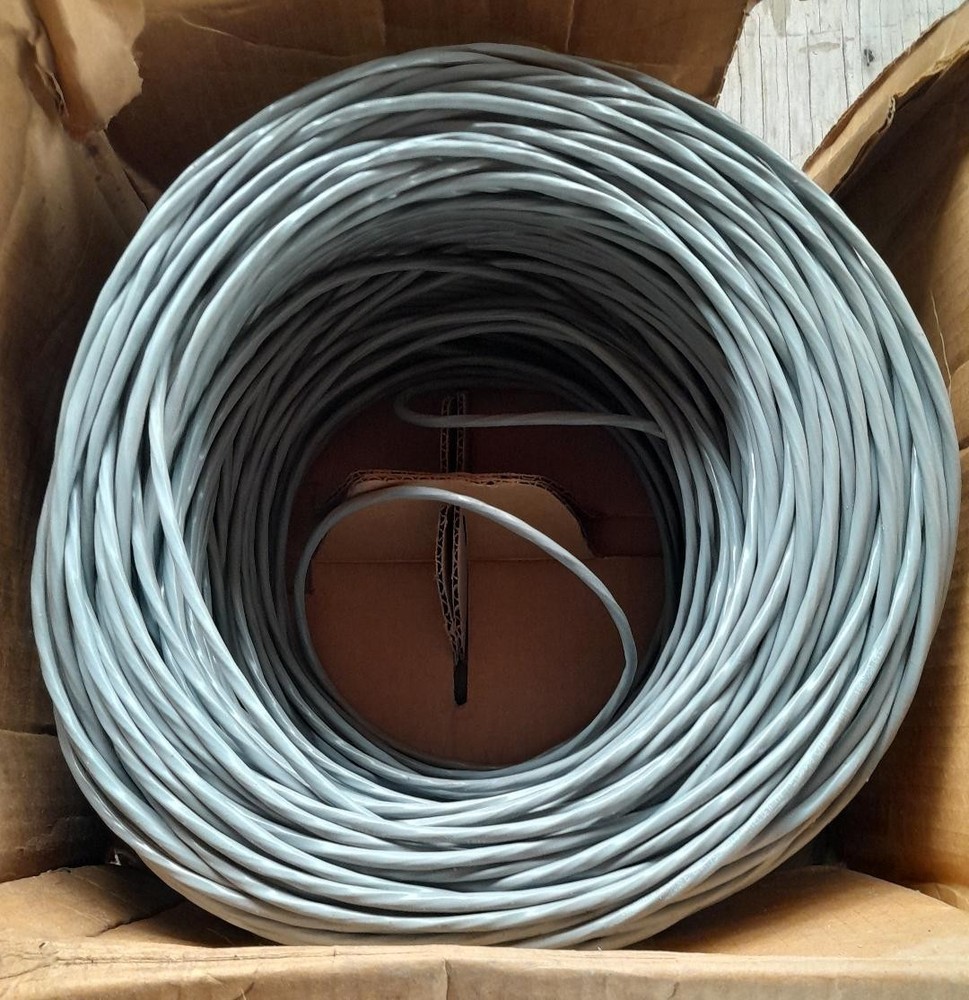 850′ feet belden E108998 20 awg copper stranded 5 conductor