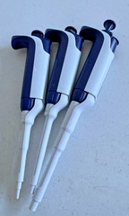 Rainin Pipet-Lite XLS LTS Pipette Set L1000, 200, 20 uL Calibrated