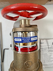 Zurn ZW5000 2-1/2″ Pressure Tru Field Adjustable Pressure Reducing Hose Valve