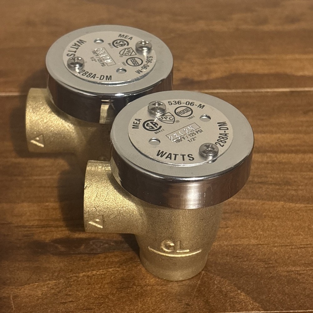 (2) *NEW* Watts 1/2″ Brass Vacuum Breakers Anti-Siphon 288A