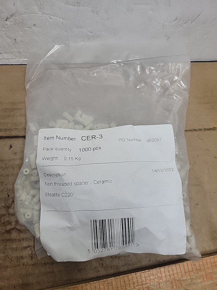 Qty: 1000 Essentra Non-threaded Spacer Ceramic Steatite C220 Natural Color