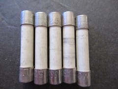FIVE Buss ABC-2-1/2 Fuses 2.5 amp, 250 volt Bussmann ceramic fuses New NOS