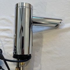 Sloan Optima EAF-250-ISM Sensor Activated Touch-Free Faucet