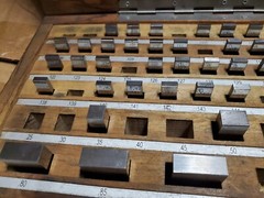 81 PCS GRADE B 20 C GAGE GAUGE BLOCK SET WOODEN BOX Incomplete 01042