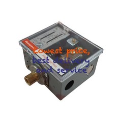 1 year warranty Brand New Ones Honeywell L404F1102 pressure switch L404F 1102