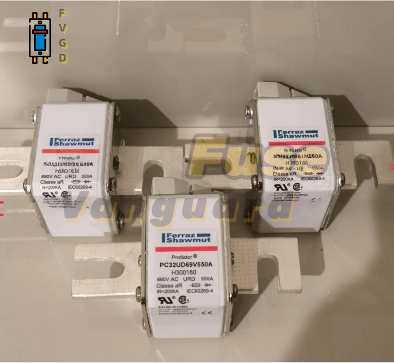 NEW Mersen Fuse PC32UD69V400A E300177 690V 400A