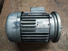 Antriebstechnik .55kW 3/4HP Electric Motor 1680 RPM 254/440VAC 3-Phase Fr d80