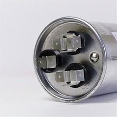 TitanPro TRCFD355 HVAC Round Dual Motor Run Capacitor 35/5 MFD/UF440/370 Volts