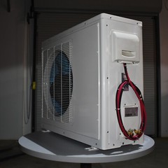 24000 BTU/h Solar 48V Battery Powered Heat Pump Mini split solar air conditioner