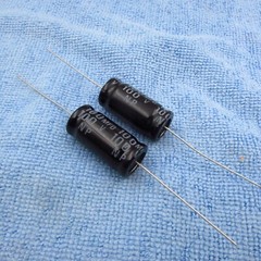 Qty 2 100uF 100V Electrolytic Non-Polarized Speaker Crossover Capacitor