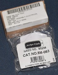 NEW ORIGINAL JOSLYN CLARK 5M-065 AUXILIARY CONTACT BLOCK KIT 85258 5M63 OEM