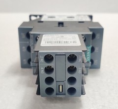 Siemens 3RT2024-1AP04 Contactor 3RH2911-1HA11