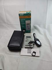 Extech 401025 Digital Light Meter 0-5000 Foot Candles W/ Box – Tested