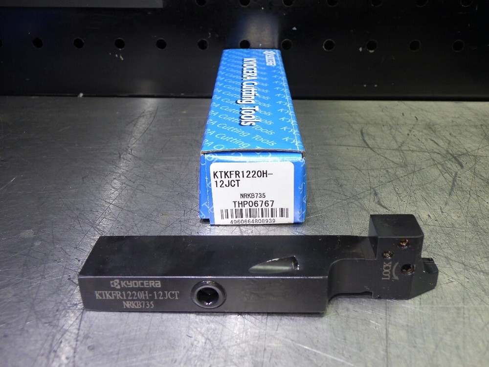 Kyocera Coolant Thru Lathe Tool 11.9mmx12mm Shank KTKFR1220H-12JCT (LOC3503B)