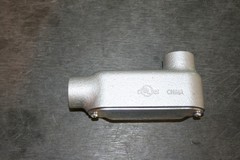 LB75M CG Conduit Outlet Body w/ Cover 3/4″ Form 5 T&B Box of 10