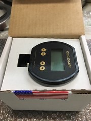 CECOMP Electronics Model F16DA400INH2OVAC 0-400.0 INH2OVAC Digital Pressure Gaug