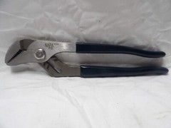 Napa 9″ Adjustable Pliers P31 – Made in the USA