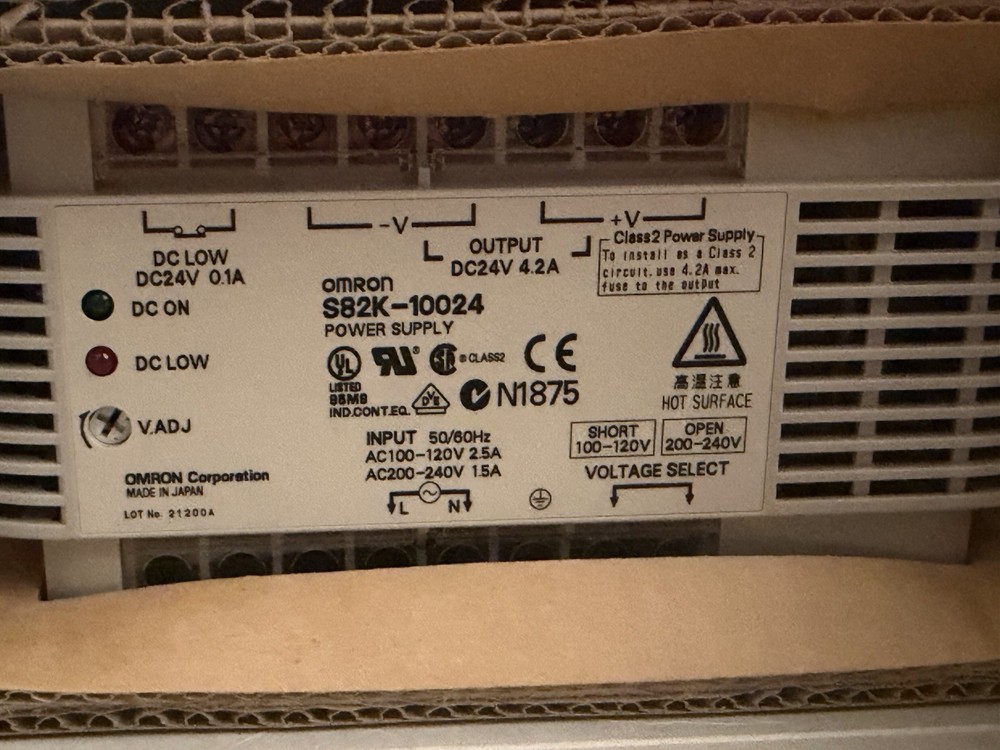 Omron S82K S82K-10024 Switching Power Supply 24VDC 4.2A 100W DIN Rail