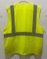 PIP Hi-Visibility Work Vest Size L Full Zip Front Pockets Inside Outside Yellow
