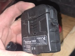 Veris Hawkeye 904 Self Calibrating Current Sensor 3.5-135A 20-75HZ LED Pulse